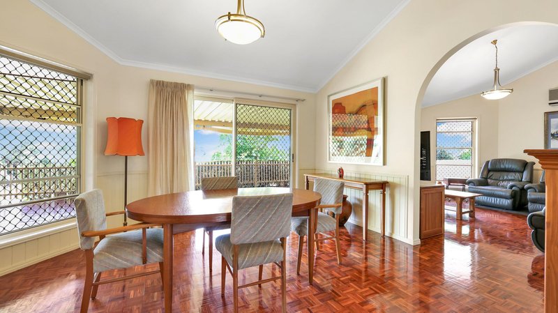 Photo - 14 Bowtell Drive, Highfields QLD 4352 - Image 8