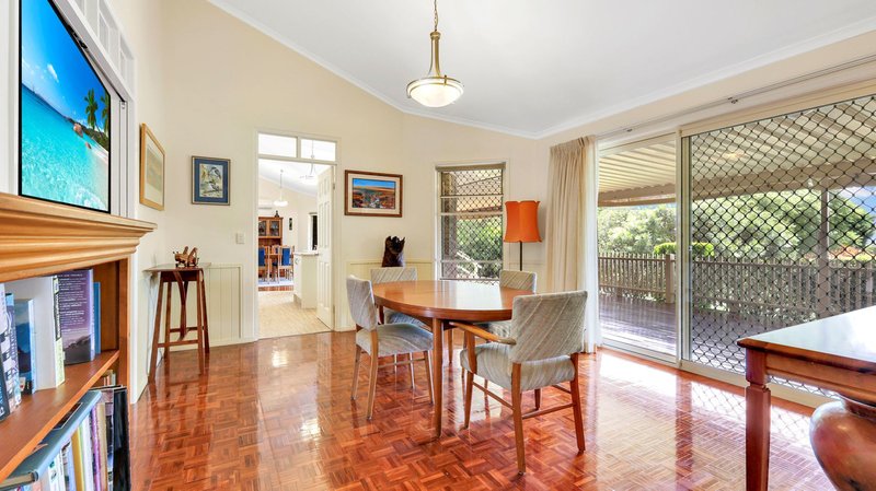 Photo - 14 Bowtell Drive, Highfields QLD 4352 - Image 9