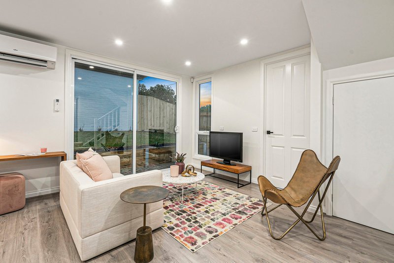 Photo - 14 Box Avenue, Forest Hill VIC 3131 - Image 5