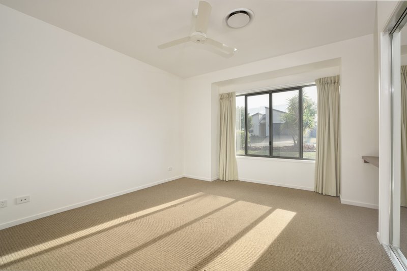 Photo - 14 Bragg Court, Kirkwood QLD 4680 - Image 11