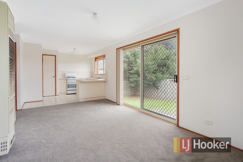 Photo - 14 Brampton Court, Narre Warren VIC 3805 - Image 3