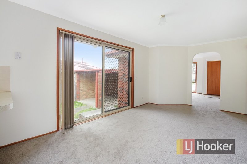 Photo - 14 Brampton Court, Narre Warren VIC 3805 - Image 5