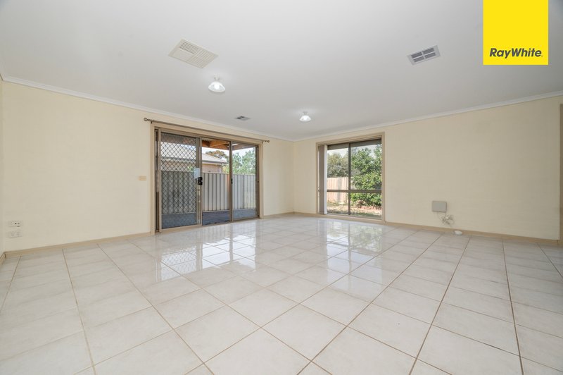 Photo - 1/4 Brazil Court, Melton West VIC 3337 - Image 6