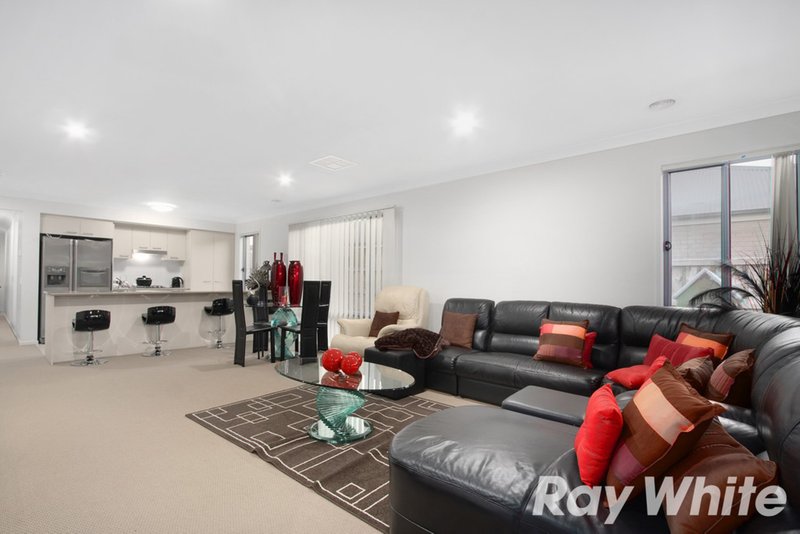 Photo - 14 Bremer Street, Clyde North VIC 3978 - Image 2