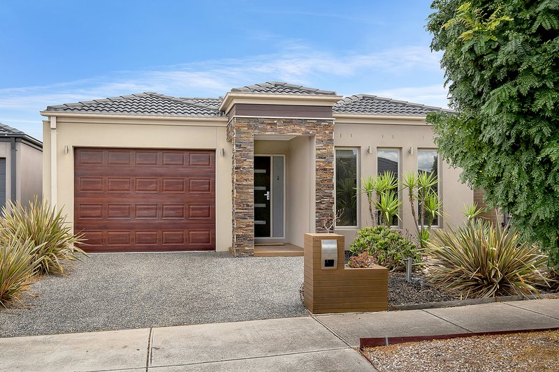 14 Brickwood Circuit, Craigieburn VIC 3064