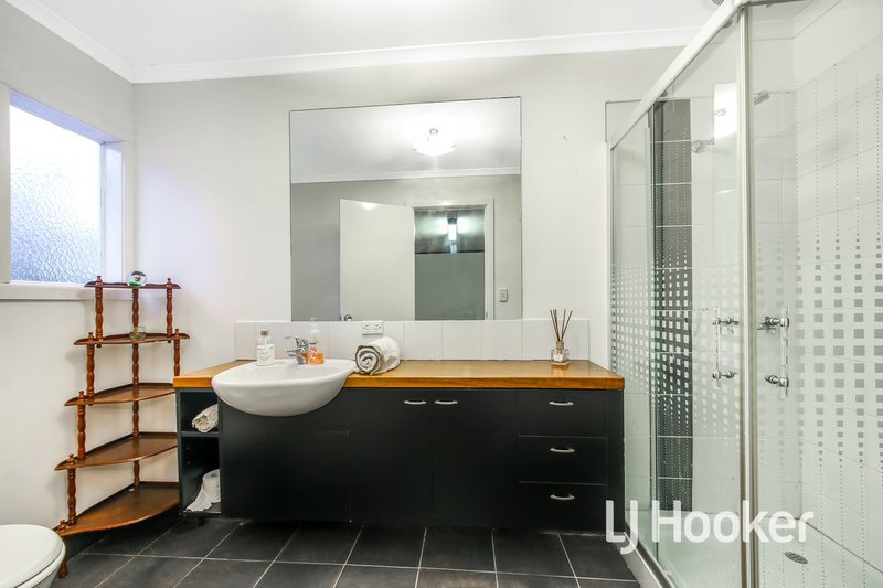 Photo - 1/4 Bride Avenue, Hampton Park VIC 3976 - Image 8