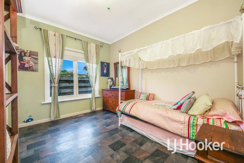 Photo - 1/4 Bride Avenue, Hampton Park VIC 3976 - Image 10