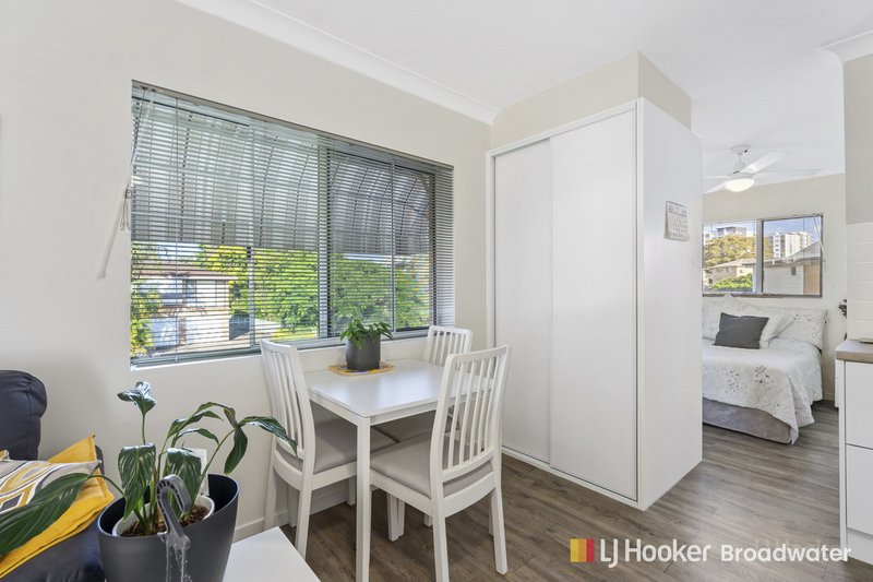 Photo - 1/4 Brighton Street, Biggera Waters QLD 4216 - Image 5