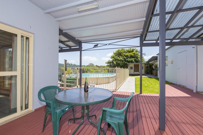 Photo - 14 Bronte Crescent, Sunshine Bay NSW 2536 - Image 16