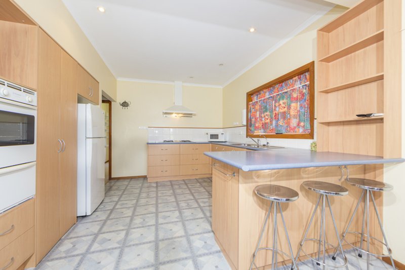 Photo - 14 Bronte Crescent, Sunshine Bay NSW 2536 - Image 20