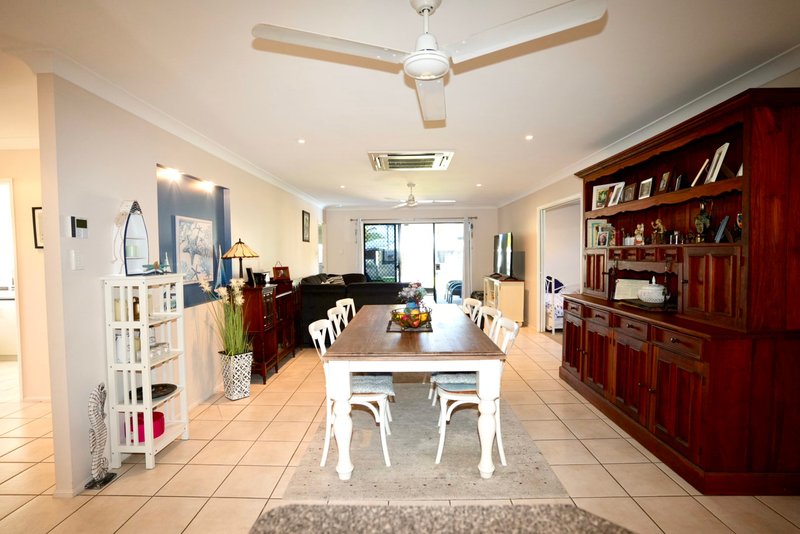 Photo - 14 Brooksfield Drive, Sarina Beach QLD 4737 - Image 8