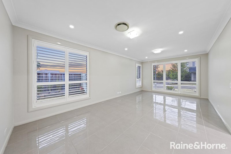 Photo - 14 Brothers Lane, Glenfield NSW 2167 - Image 2