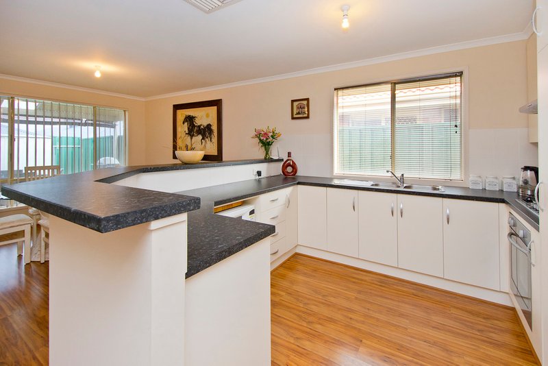 Photo - 14 Bruno Drive, Blakeview SA 5114 - Image 2