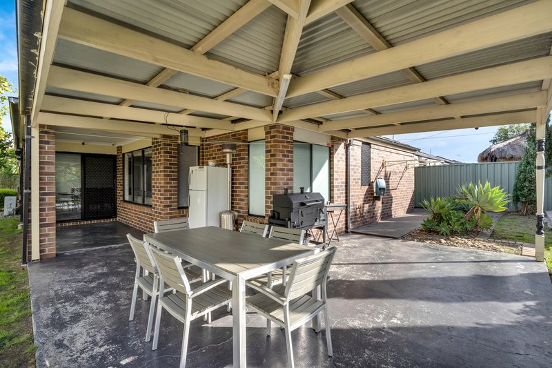 Photo - 14 Brushwood Circuit, Roxburgh Park VIC 3064 - Image 13