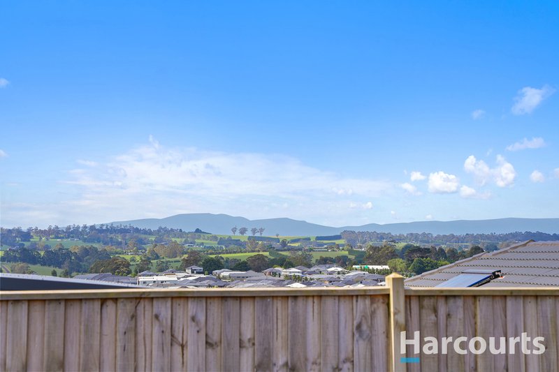 Photo - 14 Bunya Street, Warragul VIC 3820 - Image 2