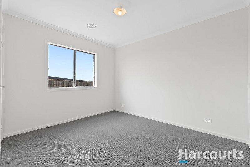 Photo - 14 Bunya Street, Warragul VIC 3820 - Image 9