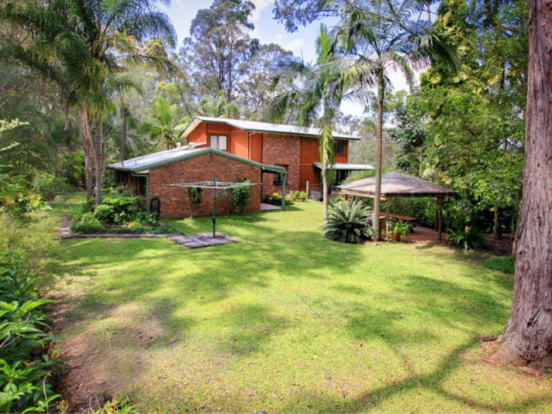 Photo - 14 Buranda Road, Clear Mountain QLD 4500 - Image 3