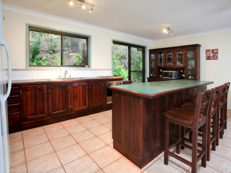 Photo - 14 Buranda Road, Clear Mountain QLD 4500 - Image 8