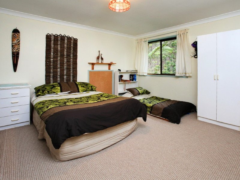 Photo - 14 Buranda Road, Clear Mountain QLD 4500 - Image 11