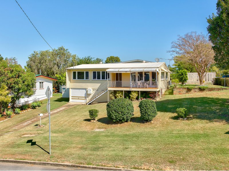 14 Burbank Street, Stafford Heights QLD 4053