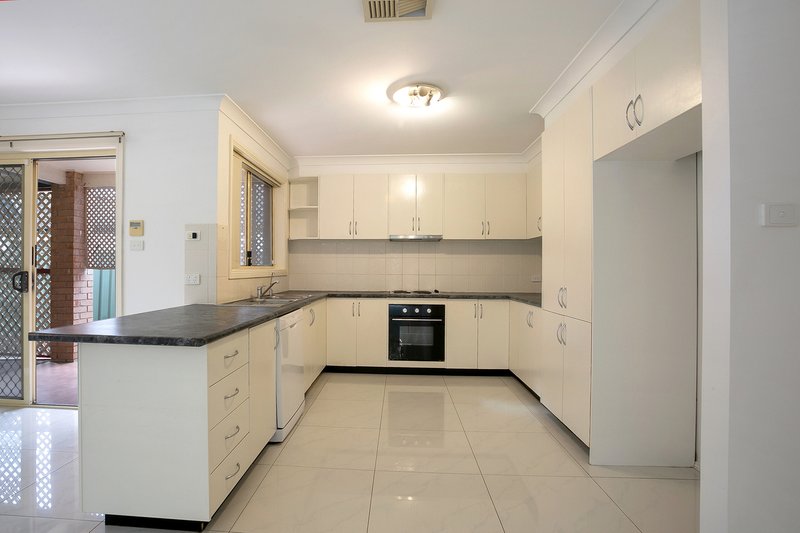 Photo - 14 Burraga Place, Glenmore Park NSW 2745 - Image 2