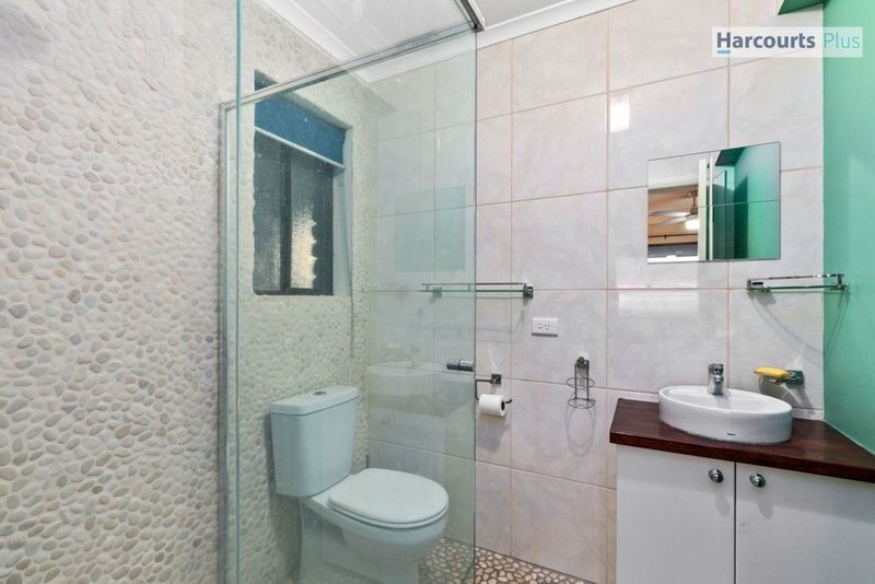 Photo - 14 Burrington Street, Hallett Cove SA 5158 - Image 6