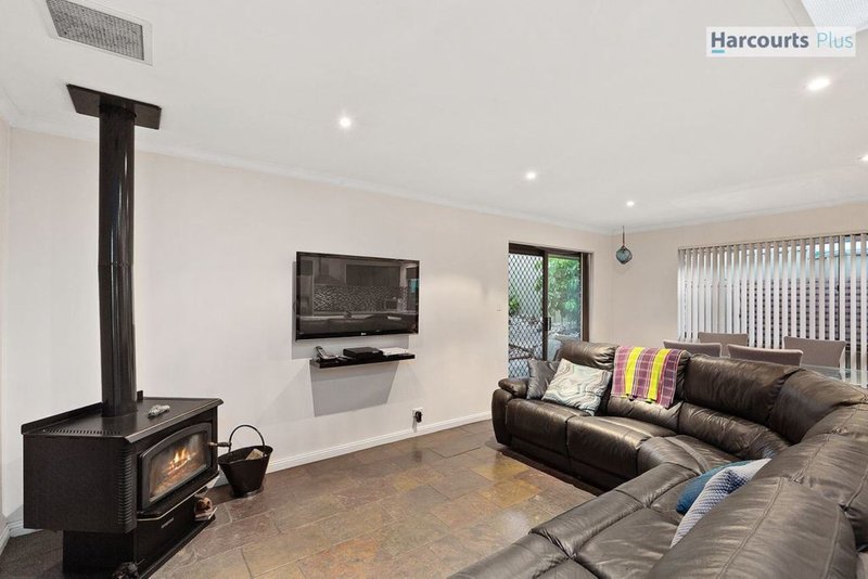 Photo - 14 Burrington Street, Hallett Cove SA 5158 - Image 10