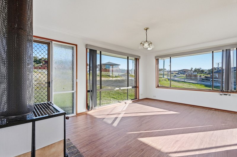 Photo - 14 Burrows Avenue, Brighton TAS 7030 - Image 2