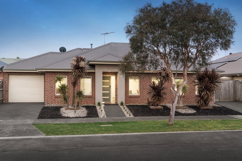 14 Bursaria Way, Doreen VIC 3754