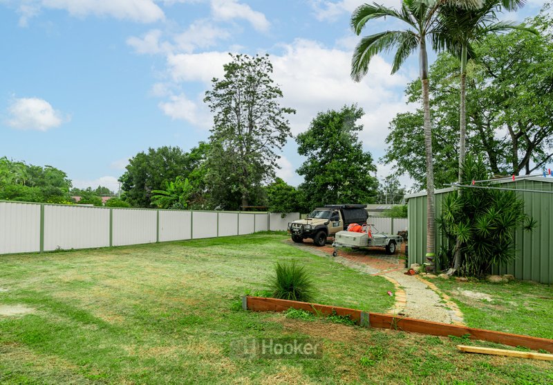 Photo - 14 Bushmills Court, Hillcrest QLD 4118 - Image 13