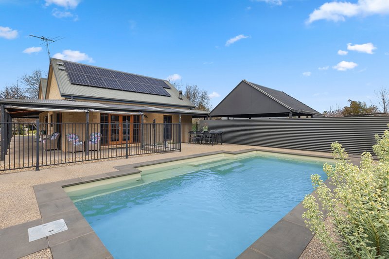 Photo - 14 Cabernet Court, Milawa VIC 3678 - Image 16