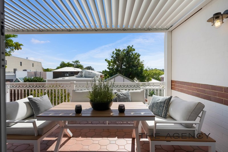 Photo - 14 Caddy Avenue, West Leederville WA 6007 - Image 7