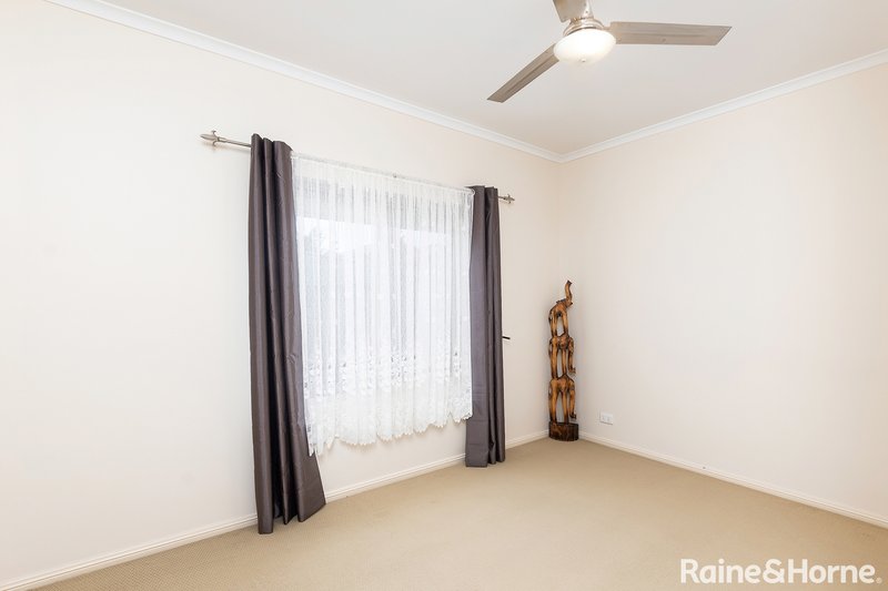 Photo - 1/4 Caldwell Street, Strathalbyn SA 5255 - Image 9