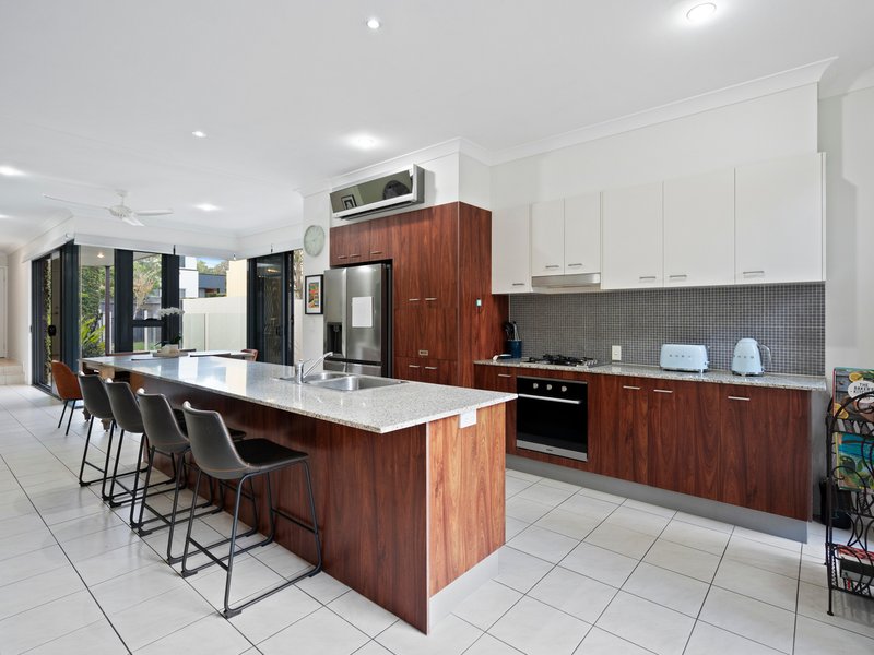 Photo - 14 Calliope Circuit, Murarrie QLD 4172 - Image 7