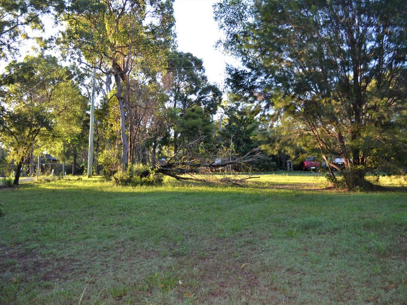 14 Calm Waters Crescent, Macleay Island QLD 4184