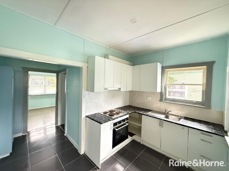 Photo - 14 Cambridge Street, Ingleburn NSW 2565 - Image 2