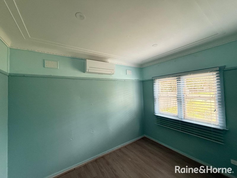 Photo - 14 Cambridge Street, Ingleburn NSW 2565 - Image 6