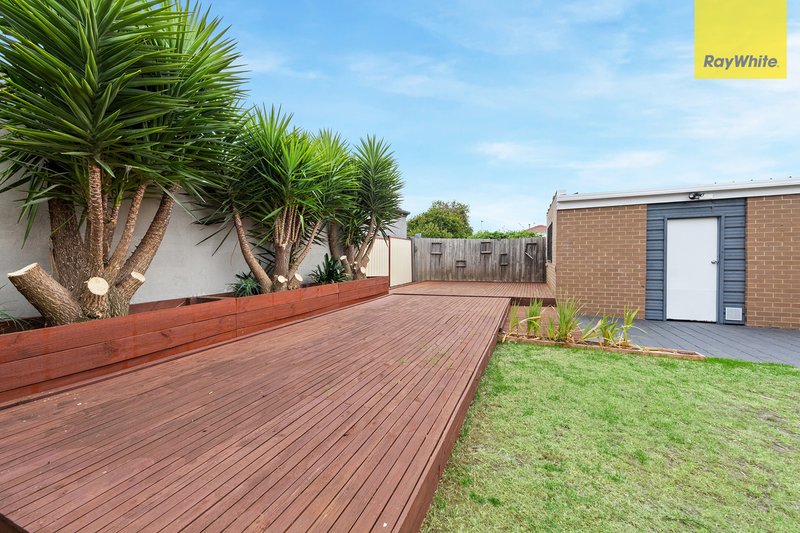 Photo - 14 Camdale Parade, St Albans VIC 3021 - Image 14