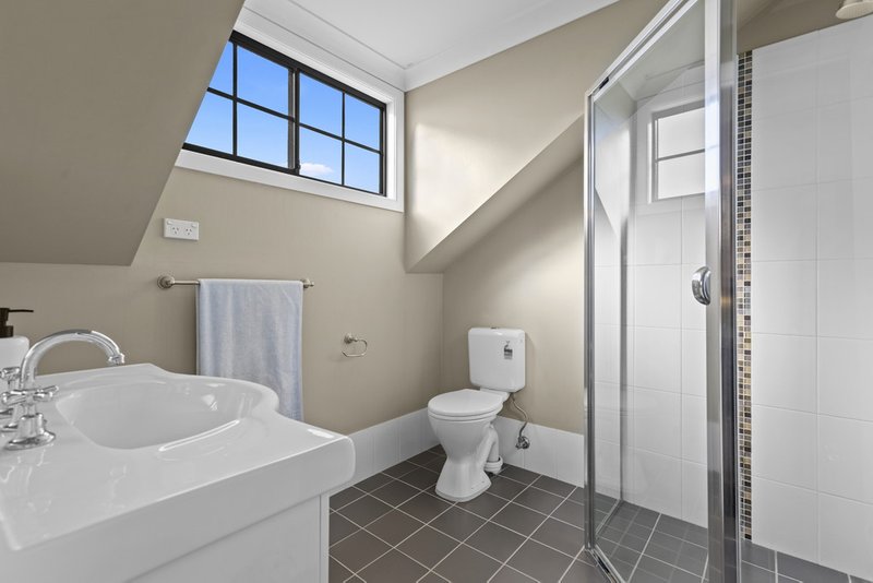 Photo - 14 Camden Way, Watanobbi NSW 2259 - Image 13