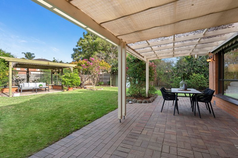 Photo - 14 Camelia Grove, Cheltenham VIC 3192 - Image 4