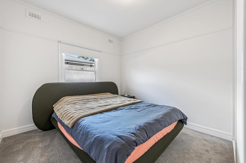 Photo - 1/4 Campbell Street, Heathmont VIC 3135 - Image 3