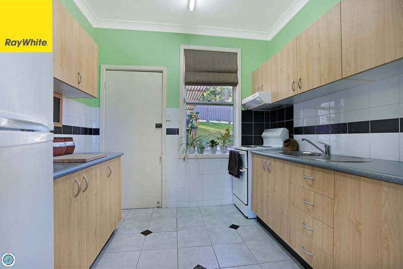 Photo - 14 Canberra Road, Lake Heights NSW 2502 - Image 3