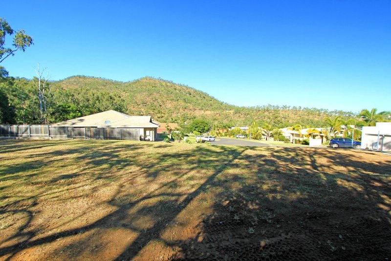 Photo - 14 Candlebark Court, Frenchville QLD 4701 - Image 2