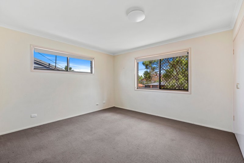 Photo - 14 Canterbury Street, Alexandra Hills QLD 4161 - Image 9