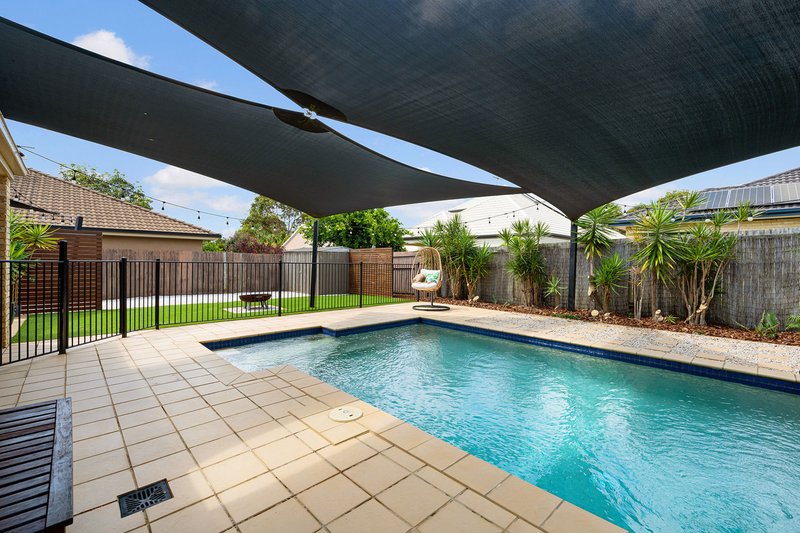 Photo - 14 Capparis Street, North Lakes QLD 4509 - Image 20