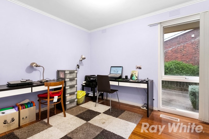 Photo - 14 Carawatha Road, Doncaster VIC 3108 - Image 6