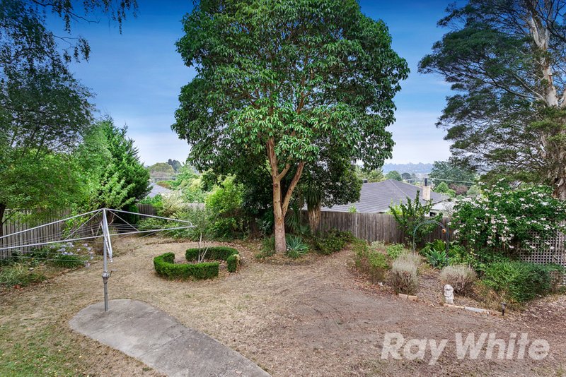 Photo - 14 Carawatha Road, Doncaster VIC 3108 - Image 10