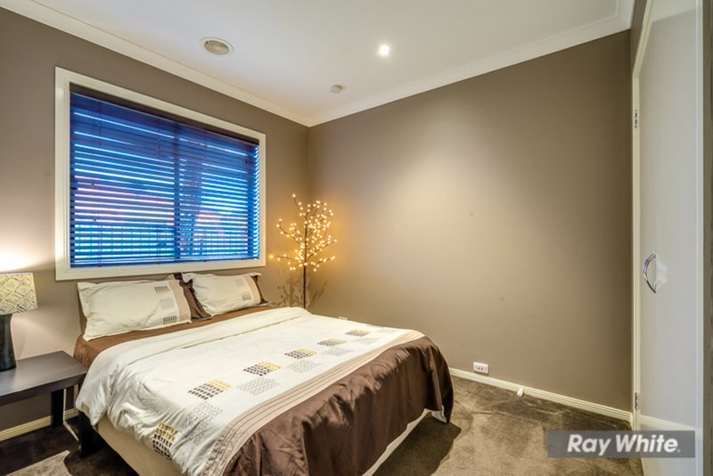 Photo - 14 Carbine Avenue, Tarneit VIC 3029 - Image 11