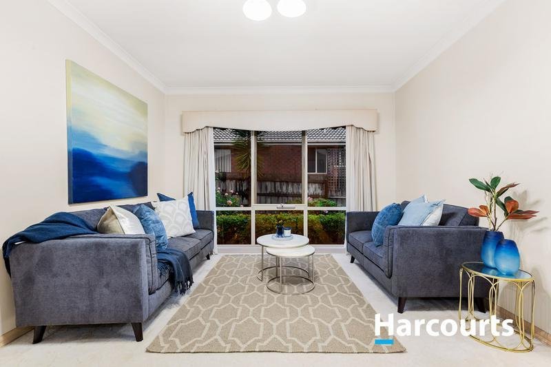 Photo - 1/4 Carina Close, Wantirna South VIC 3152 - Image 4