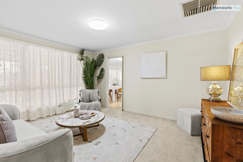 Photo - 14 Carlisle Court, Hallett Cove SA 5158 - Image 3